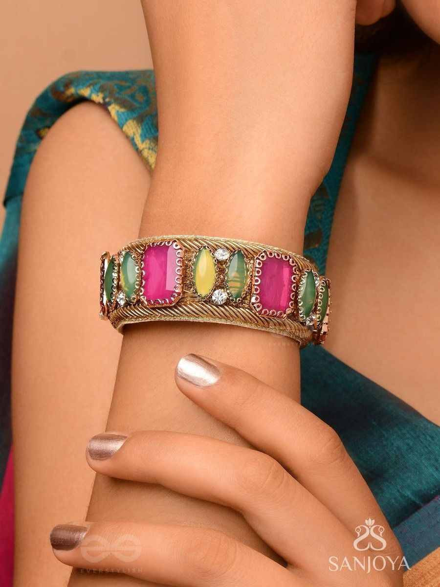 Vivere Circle Round Cut Diamond Bangle
